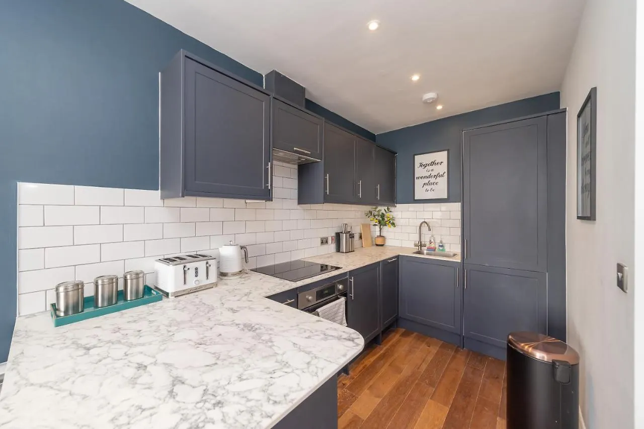 2Cq*Morden Studio Flat *Moments Away From Brighton Seafront公寓 英国